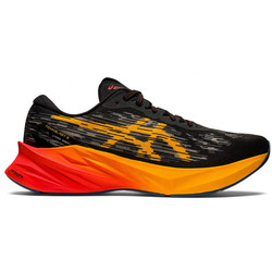 Asics Novablast 3 1011b458_001